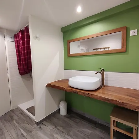 Guest house Gite Les Ramiers. *