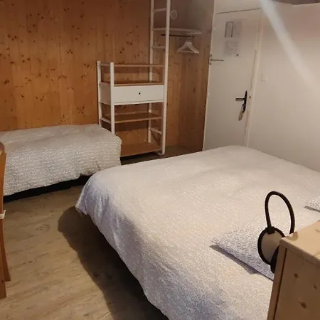 Guest house Gite Les Ramiers. *